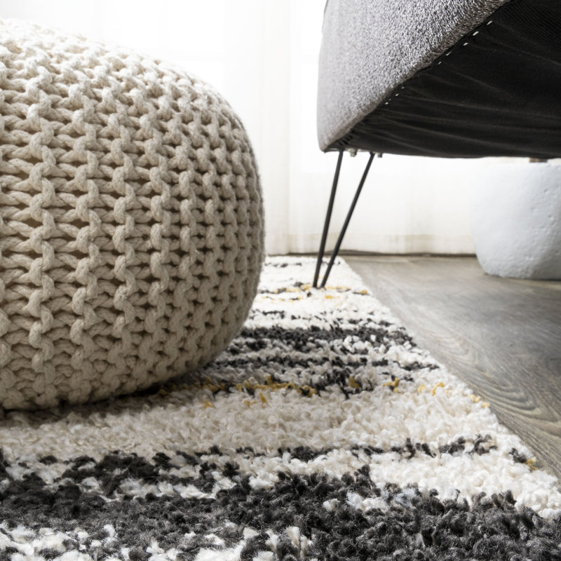 Jubei Modern Bold Strie' Shag Beige/Black/Yellow Rug, Rectangle 4' x 6'