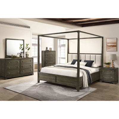 Grande chambre foncée avec un style rustique classique et des bordures de tiroir arrondies, fabriquée à partir de placage de frêne massif, table de chevet assortie