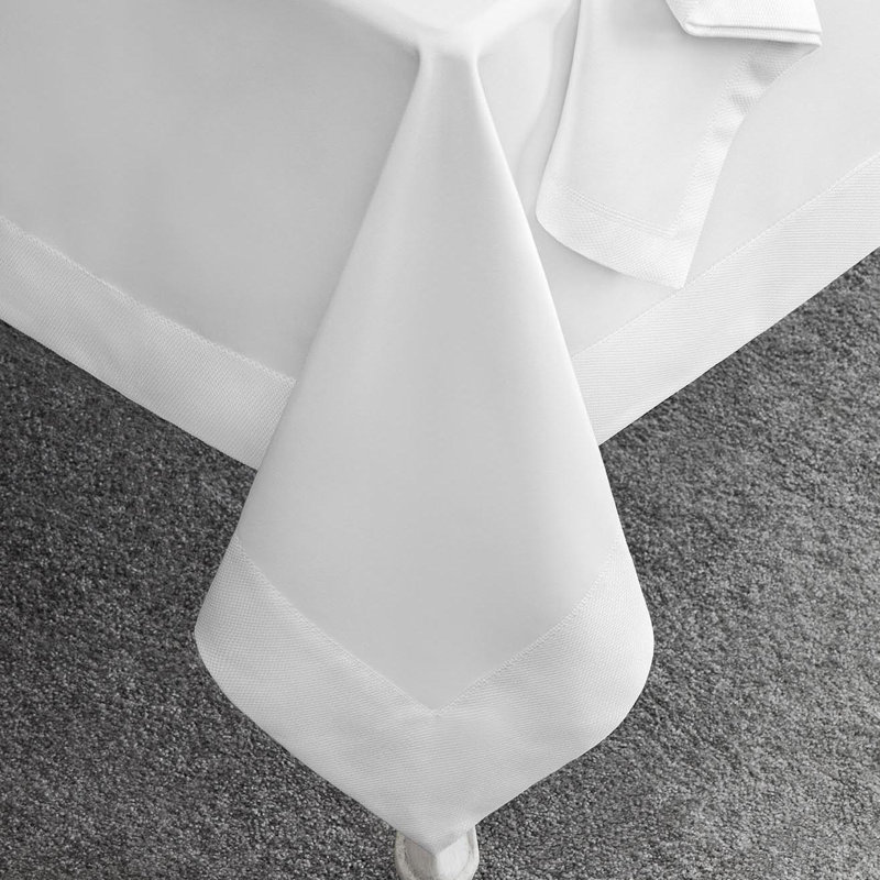 Arrica Tablecloth, 118" Rectangle, White