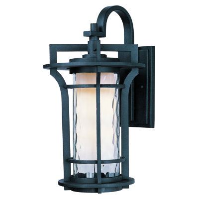 Kines Wall Light