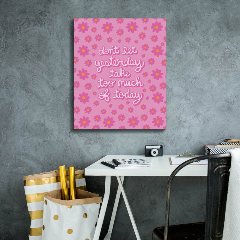 Art mural sur toile, "Hier et aujourd'hui" par Club Daydream, H 24 po x l 20 po x P 0,75 po