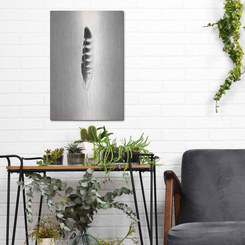«Feather IV B&W» par Debra Van Swearingen, H 16 po x l 12 po
