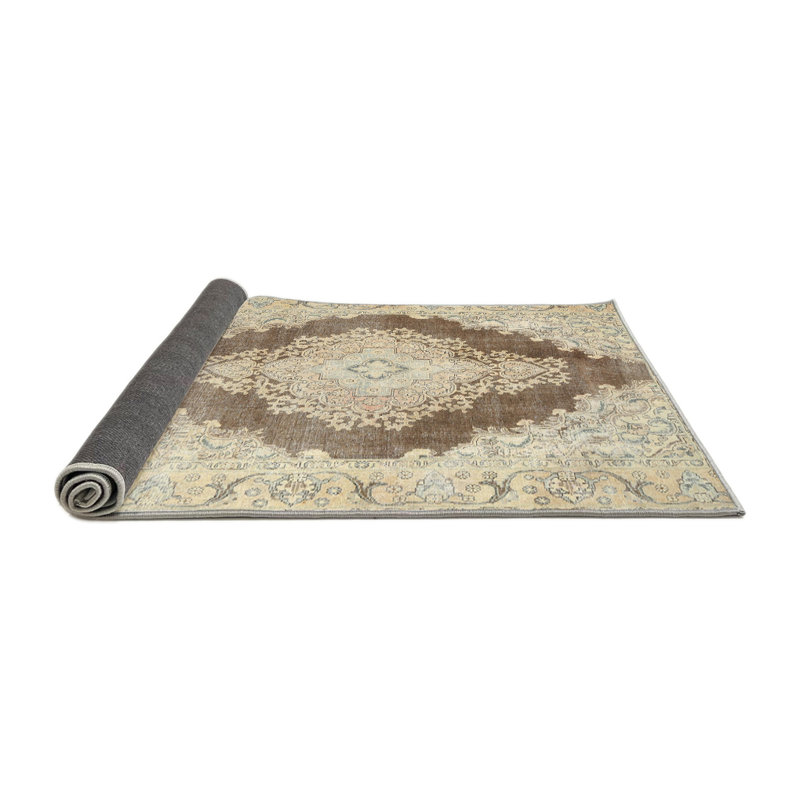 Commins Oriental Indoor Rug, Round 8'
