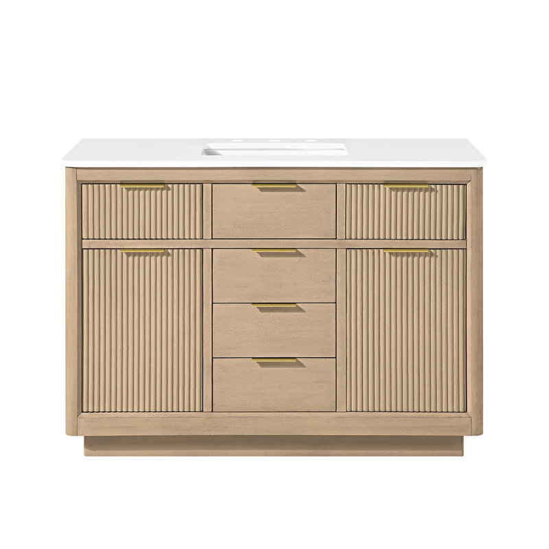Meuble-lavabo autoportant simple en bouleau Sahara de 48 po avec plateau en pierre reconstituée blanche et quincaillerie or brossé Xander