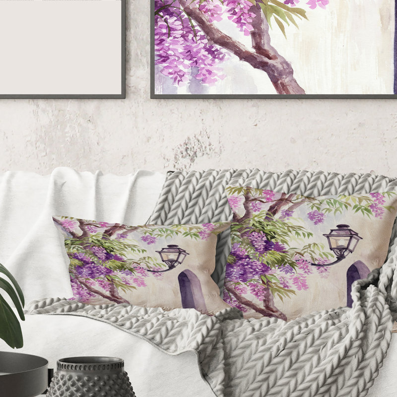 Wisteria and Lantern - Coussin décoratif à imprimé traditionnel, 16" x 16"