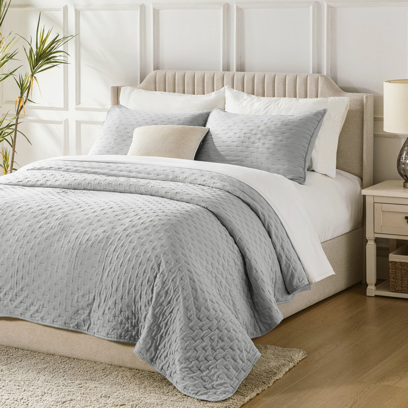 Polyester Quilt Set, Light Gray, Queen Quilt + 2 Pillowcases
