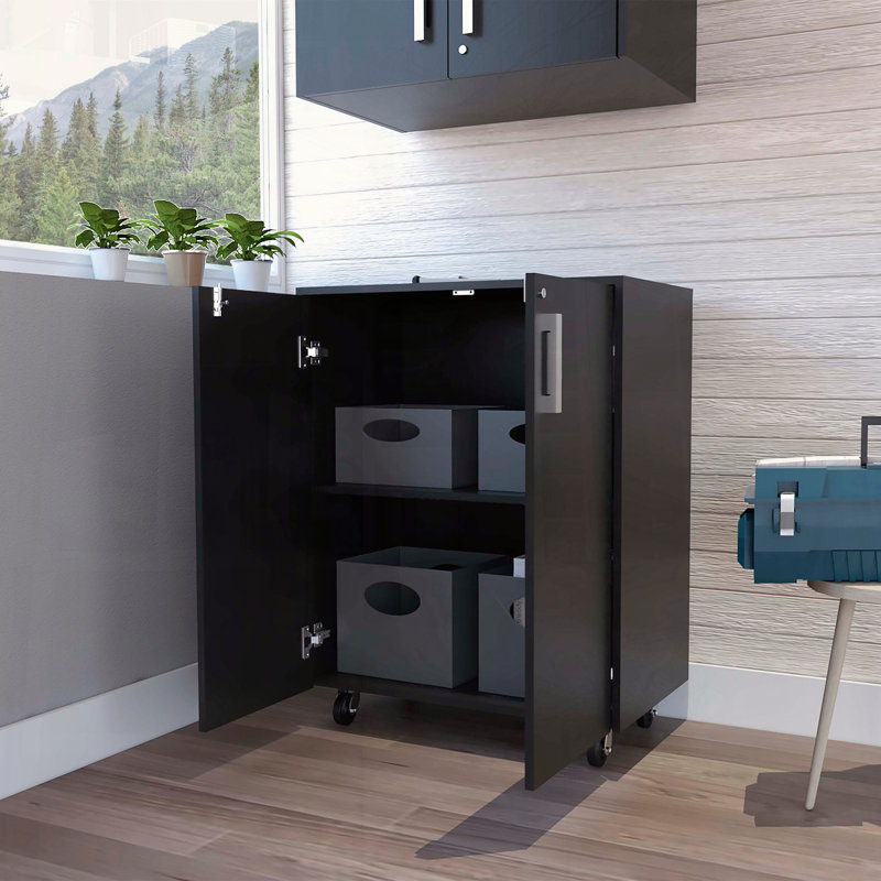 Armoire à double porte avec roulettes et serrure