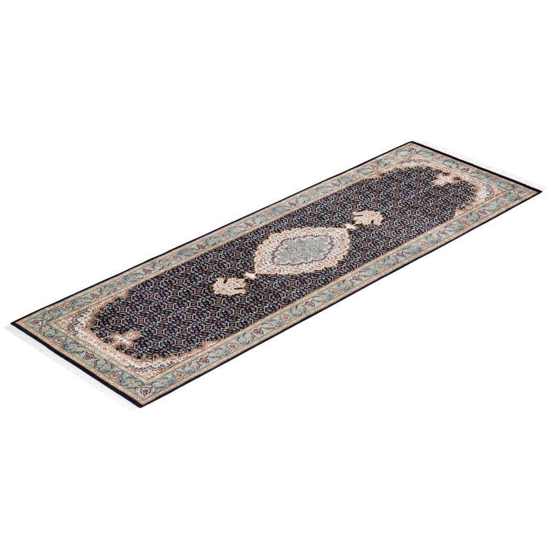 Classic One-of-a-Kind 2' 6" X 8' 1" Hand Knotted Area Rug