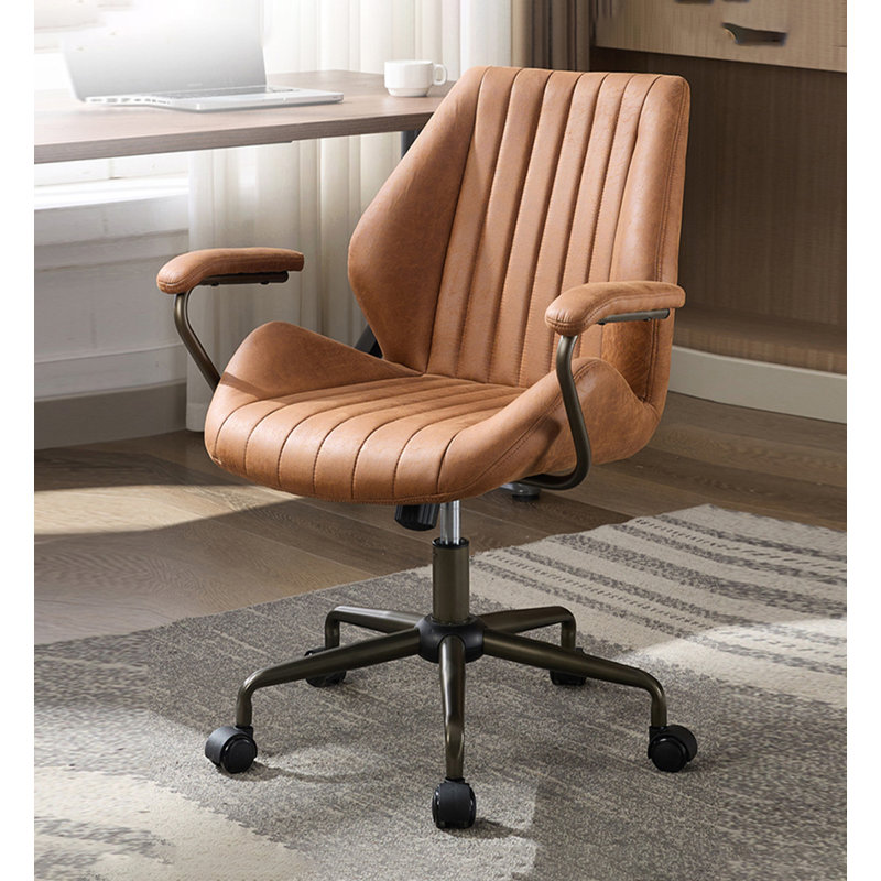 Chaise de bureau légère en suède