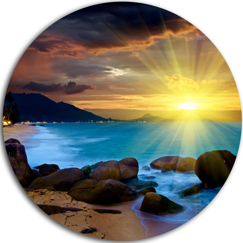 «Bright Yellow Sun over Blue Waters», reproduction de photo sur métal, H 23 po x l 23 po
