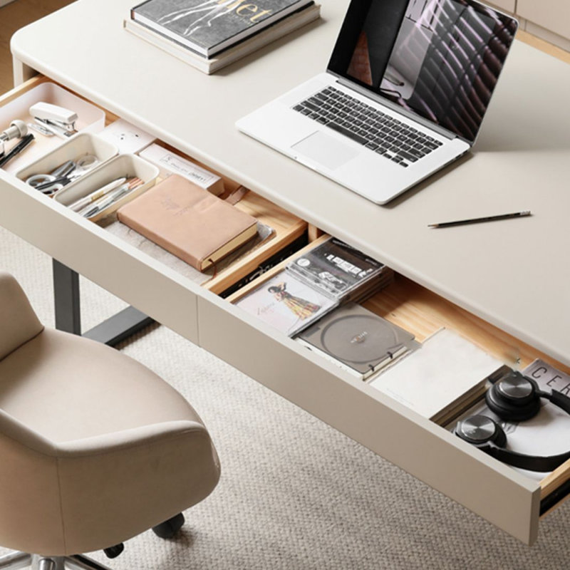 Bureau d'écriture avec tiroirs gris et noir, H 29,53 po x l 55,12 po x P 27,56 po