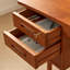Bureau pratique de style italien
