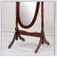Miroir traditionnel-334449168