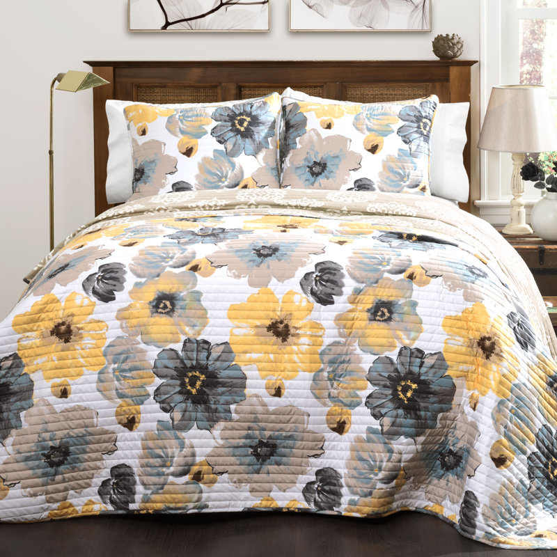 Leah Reversible Quilt Set, Yellow/Gray, Full/Queen Quilt + 2 Standard Shams