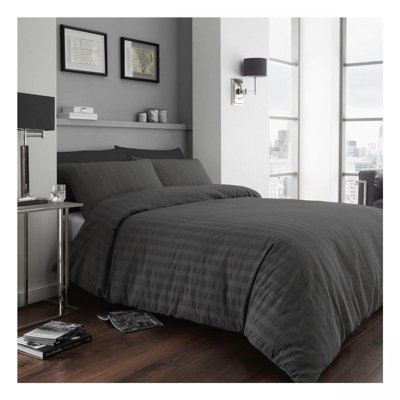 Hellin Satin Striped Duvet Cover Set with Pillowcases Included