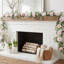 Guirlandes d'eucalyptus avec fleurs-667216793