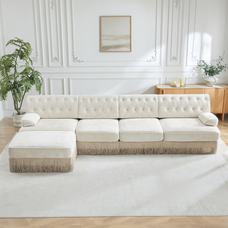 Canapé Chesterfield, H 34,2 po x l 135,6 po x P 60,3 po, Beige