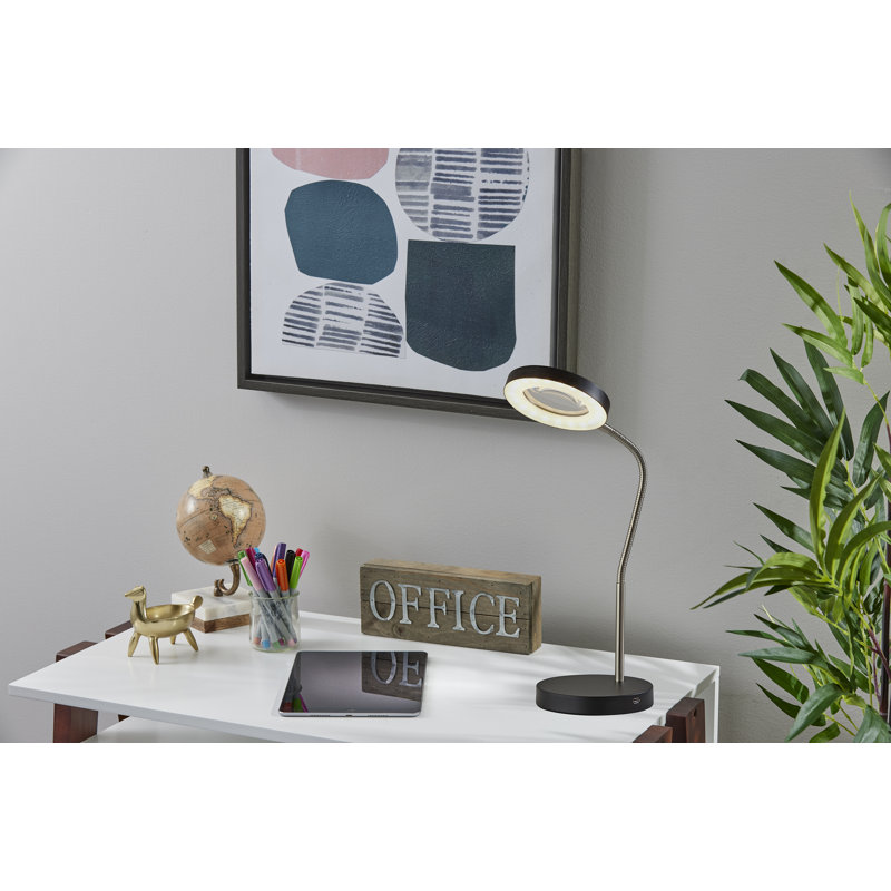 Atzi Adjustable Metal USB Desk Lamp