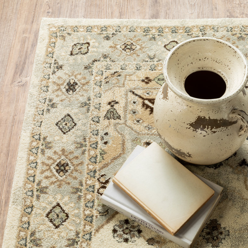 Tapis beige tissé à la machine Caryll, Rectangle 9 pi 10 po x 12 pi 10 po