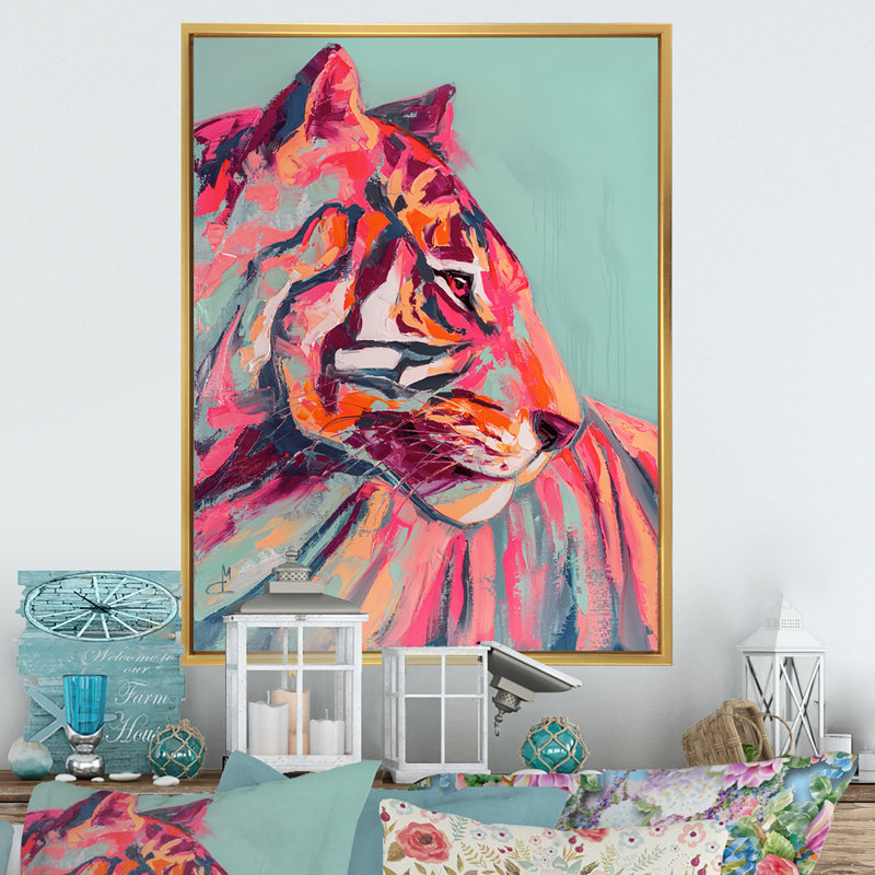 «Pink Tiger Eye Paint Stroke Art VII», art mural animaux, H 40 po x l 30 po, Reproduction avec cadre flottant, Doré