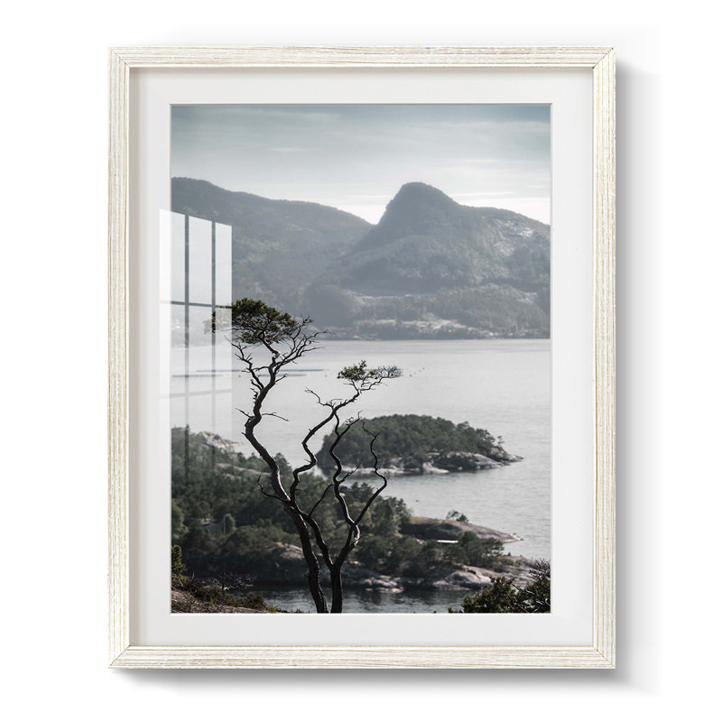 Vue d'en haut - Impression encadrée, H 28,5 po x l 20,5 po, Blanc