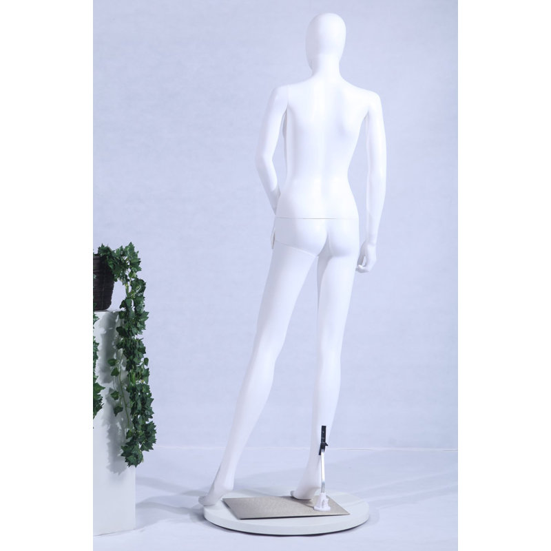 Annalayah Statue, White