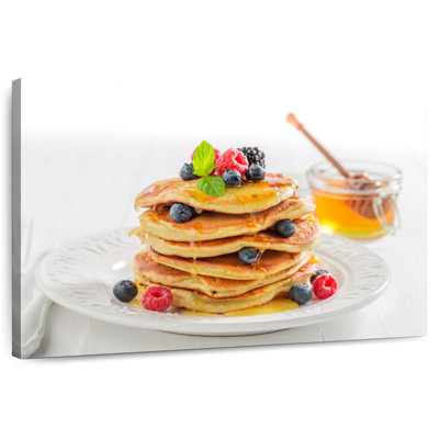 Yarlin Berry Honey Pancakes