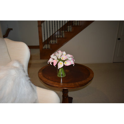 Natural Touch Calla Lily Floral Arrangement In Glass Vase With Faux Water
