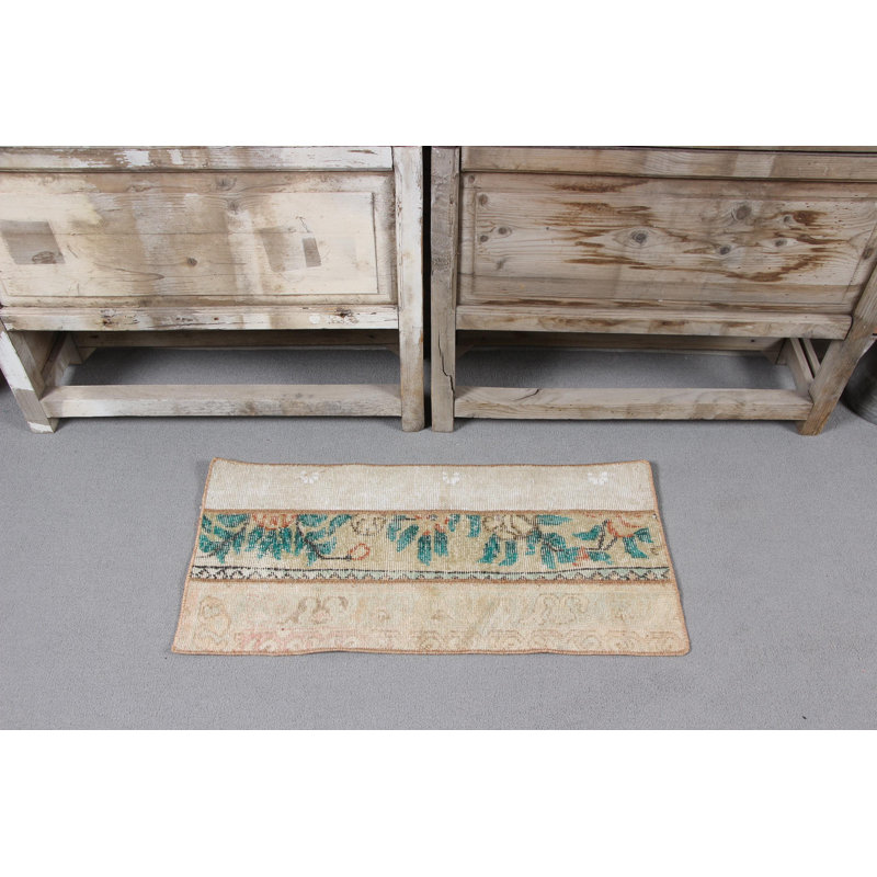 Handmade Vintage Turkish Small Oushak Wool Rug Featuring Floral Pattern with Soft Anatolian Carpet Design for Bohemian Decor in Beige