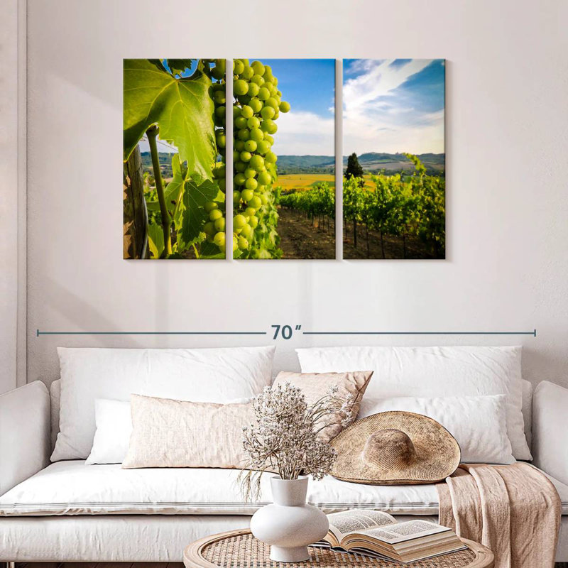 Yarlin Green Grape Vineyard, 28" H x 45" W