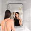 Miroir de salle de bain noir-568561469