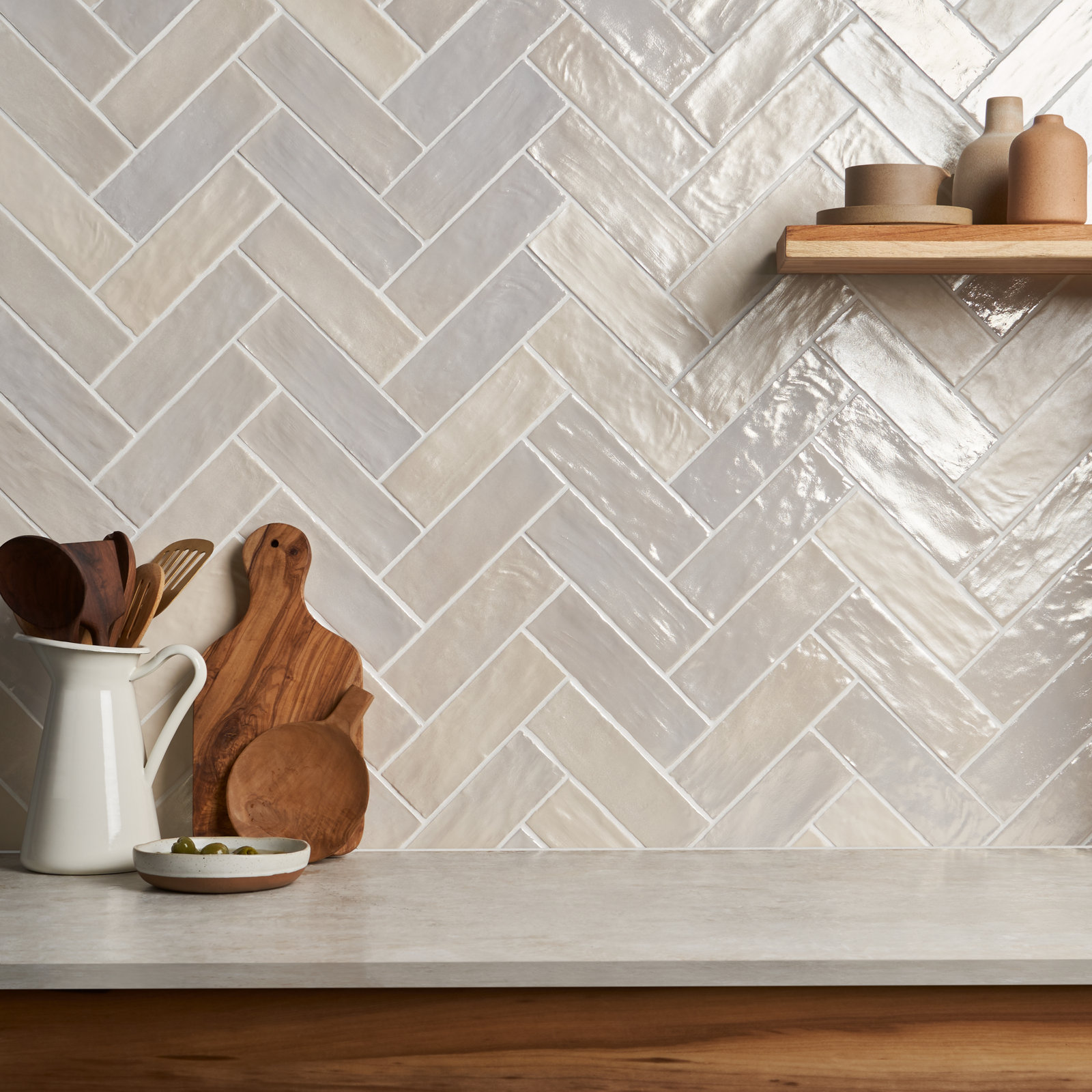 Southampton Ceramic Satin Subway Wall Tile (5.38 Sq. Ft. / Case), Cream