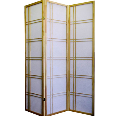 Paravent de 178 cm de hauteur et de 7,6 cm d'épaisseur, fini bois naturel, en pin, apporte une touche d'élégance à votre intérieur. Ses sections articulées se replient facilement. Multicolore. Dimensions : 127 cm de profondeur x 15 cm de largeur x 5,9 cm de hauteur. Poids : 5,9 kg. Un charme unique et indéniable.