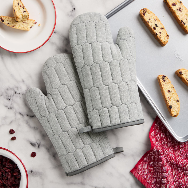 MARTHA STEWART, ensemble de 2 gants de cuisine matelassés en chambray 7 po x 13 po, Gris