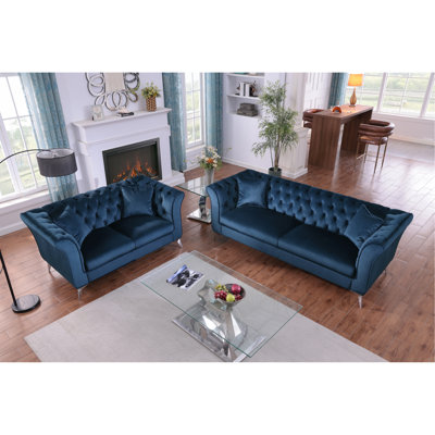 Canapé Chesterfield, canapé Stanford, canapé Chesterfield de haute qualité, bleu azur, canapé en tissu touffeté et froissé; canapé Stanford contemporain. Canapé capitonné avec accoudoirs et dossier à volutes