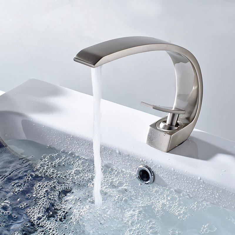Single-Hole Single-handle Bathroom Faucet, Brushed Nickel