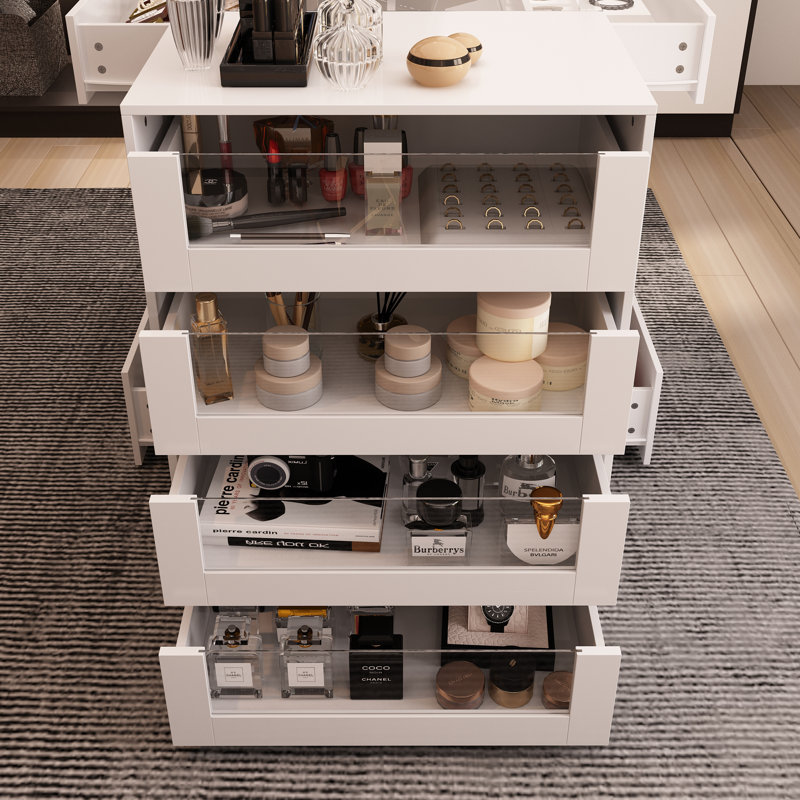 Boyde 47.2'' W 8 - Drawer Dresser