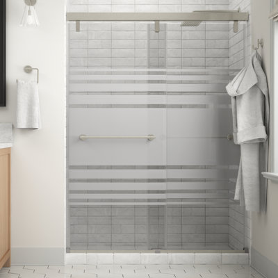 Trinsic 60 po x 71-1 / 2 po Porte de douche coulissante semi-sans cadre et verre de transition de 1/4 po (6 mm)