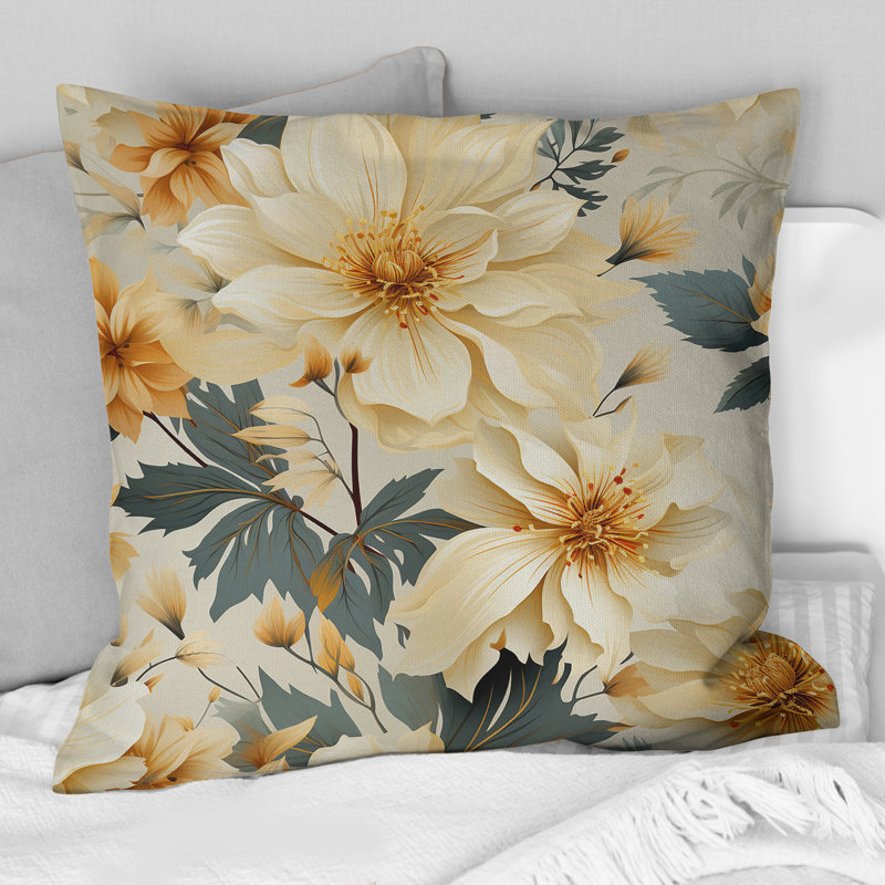 Coussin décoratif antique avec pivoines beiges et bleues III, H 16 po x l 16 po