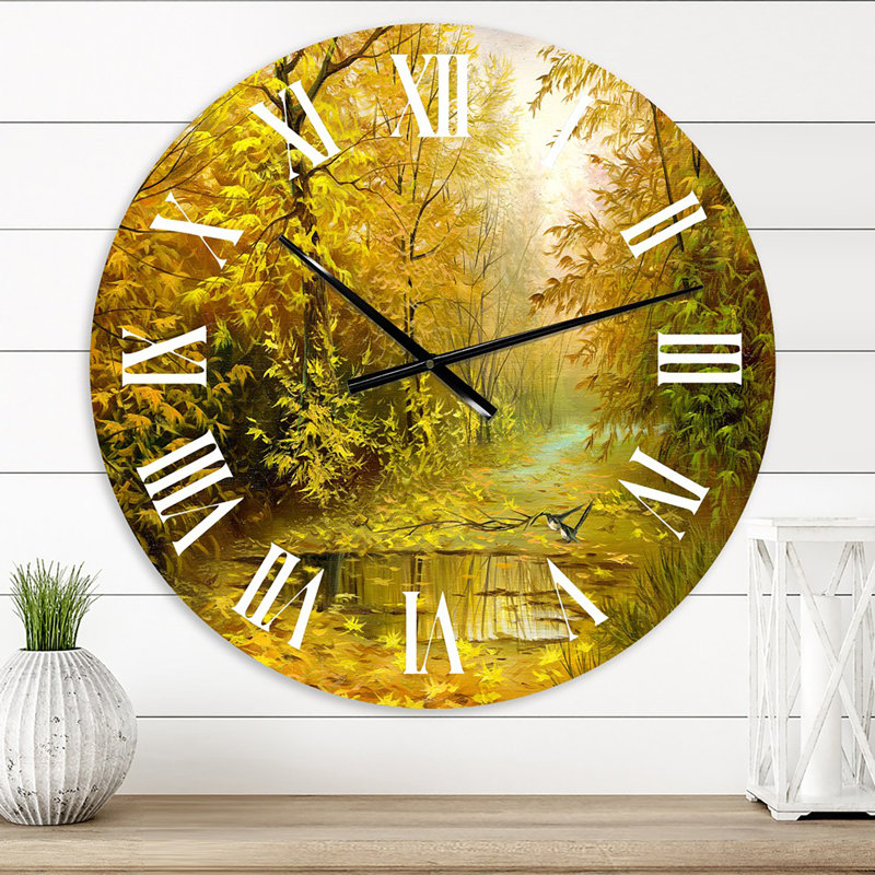 Road In Yellow Woodlands - Horloge murale Country, Petit
