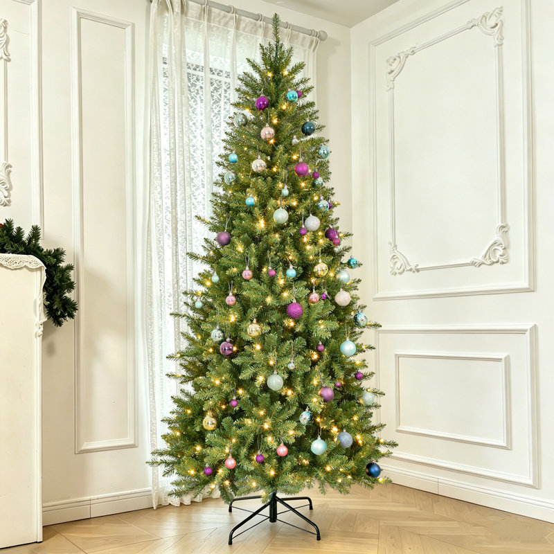 Arbre de Noël complet en PVC pré-éclairé, lumières DEL et base en métal, H 7 pi