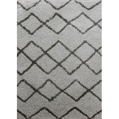 Gilmore Performance Geometric Indoor Rug