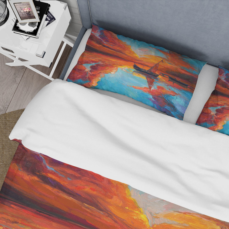 Petit bateau pendant un coucher de soleil rouge foncé - Ensemble de housse de couette nautique et côtier - Polyester en microfibre