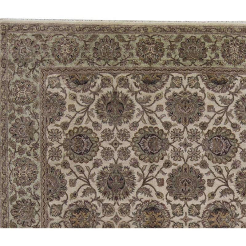 Tapis ivoire et vert clair noué à la main de haute qualité