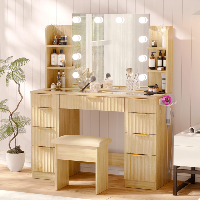 Coiffeuse 43,3 po avec éclairage réglable en mode 3 couleurs, table de maquillage avec 9 tiroirs, 6 tablettes ouvertes et prise de courant