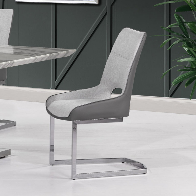 Aleeya 4 - Person Pedestal Dining Set