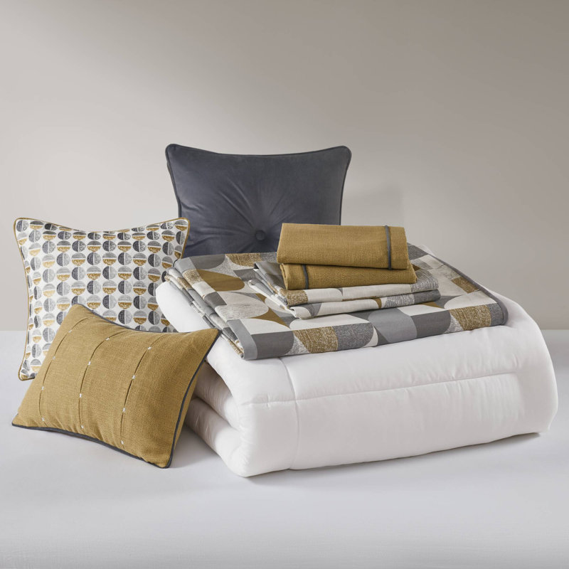 Soft Bedding Sets, Queen Comforter +  7 Additional Pieces