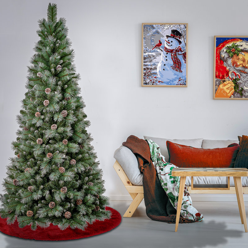 Arbre de Noël vert pin floqué / givré et pommes de pin, H 7 pi 4 po