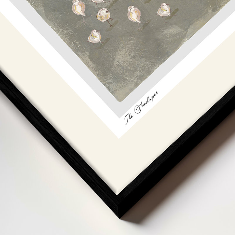 Mod-Ensemble The Sandpipers par ChiChi - reproduction d'art d'oiseaux avec bécasseaux sur fond gris et vert | H 24 po x l 32 po | Cadre noir