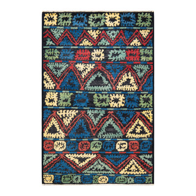 Tapis unique noir / rouge / bleu noué à la main 5 pi 1 po x 7 pi 10 po Trez